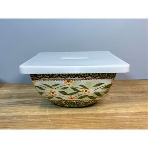 Temp-tations old world 7” green mixing bowl with lid